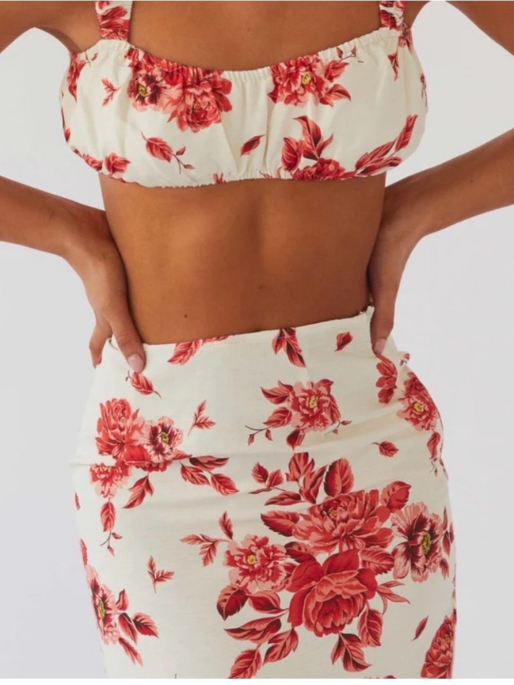 Peppermayo Valencia Villa Set Bralette Top (4) & Maxi Skirt (6) in Rosa Floria - Picture 3 of 12